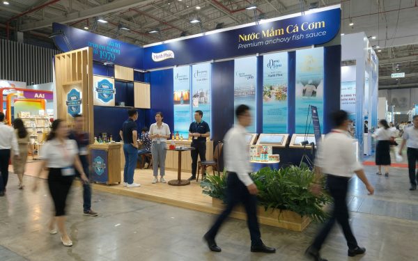 Booth F&B muốn đông khách tại Food & Hotel 2026