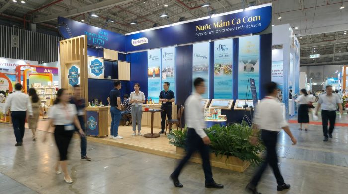 Booth F&B muốn đông khách tại Food & Hotel 2026